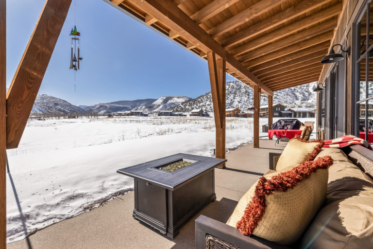 Real Estate Frost Creek